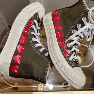 Chuck Taylor Allstar  Multi Heart High Khaki . Size 5 Women’s Size 3 Big Boy’s